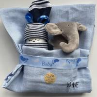 kleine Windeltorte, Elefant mit Windelbaby, Babygeschenk Junge, kreatives Geschenk zur Geburt Bild 6