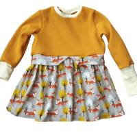 Girly Sweater/Winter mit Schößchen - Mädchenkleid - Größe 122 - Füchse beige gelb Bild 1