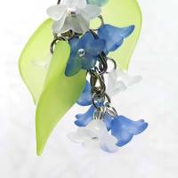 Glücksbringer Taschenbaumler "Zarte Blumen" blau Bild 3
