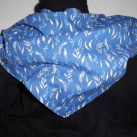 Halstuch Sabbertuch Speichelfänger Latz für Erwachsene Baumwolle blau mit weißen Blättern Bild 1