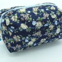 Kosmetiktasche Schminktasche Zippertäschchen Kramtäschchen Beautytasche für den Rosenfan Bild 1