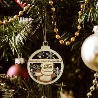 Christbaumschmuck Personalisierbar - Weihnachtsschmuck mit Namen aus Holz - Rentier, Schneemann oder Pinguin Bild 6