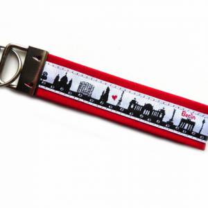 Schlüsselanhänger Berlin rot schwarz weiß aus Baumwollstoff und Webband Bild 2