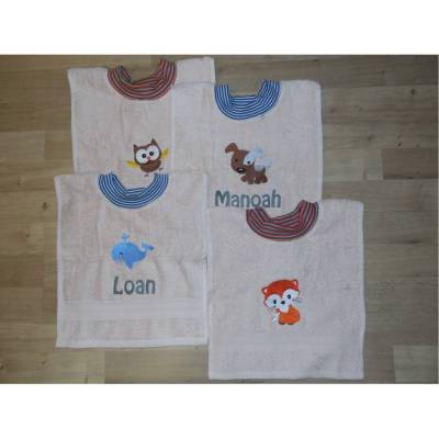 Handtuch Lätzchen mit Namen und Stickbild Sabberlatz Latz