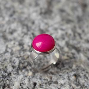 Ring Jade Rosa Silber, Statement verstellbarer Pink rund Stein Ring, Edelstein Magenta Rosa Ring, Schmuck Rosa, Geburtst Bild 1