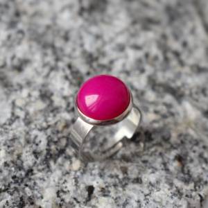 Ring Jade Rosa Silber, Statement verstellbarer Pink rund Stein Ring, Edelstein Magenta Rosa Ring, Schmuck Rosa, Geburtst Bild 2