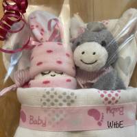 Windeltorte mit Esel und Windelbaby, Babygeschenk Mädchen, kreatives Geschenk zur Geburt, personalisiert Bild 6