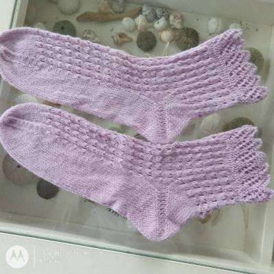 Socken handgestrickt mit Krönchen-Bündchen - ein Unikat,  Größe 38/39, Damensocken, flieder