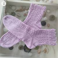 Socken handgestrickt mit Krönchen-Bündchen - ein Unikat,  Größe 38/39, Damensocken, flieder Bild 2