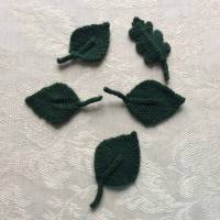 Applikationen Blätter, Herbstblätter, 5 Stück handgestrickt, grün, Aufnäher, Dekoration Bild 1