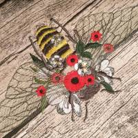 Traumhafte Boho Biene mit Blumen Vollstick Stickdatei Bild 4