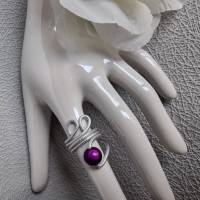 Ring Sabine in silber mit 3 D Perle in lila Bild 1