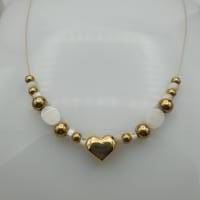 Perlen-Halskette in weiß-gold mit Herz und Muschelperlen 43 cm lang Bild 1