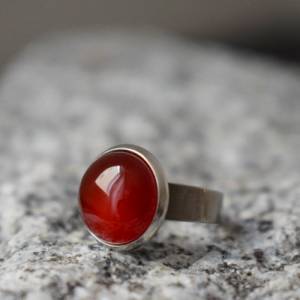 Roter Achat Ring Silber, Edelstein verstellbar Ring, Statement Rot Ring, rund, Stein, Edelstahl, Achat Schmuck, Geburtst Bild 1