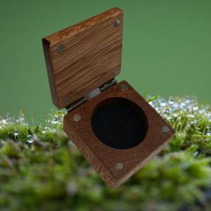 Ringbox aus Holz personalisierbar Überseeholz Bild 4