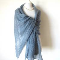 Gestricktes Tuch aus Mohair und Seide in gedämpftem Blau, festlicher Damen-Schal aus reiner Naturfaser, Geschenk für sie Bild 6