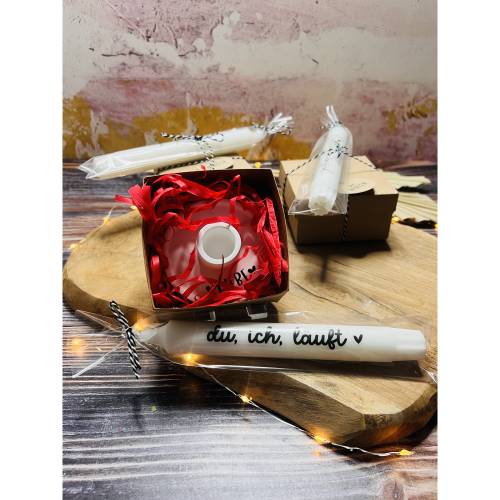 Kerzenständer aus Raysin mit Stabkerze in einer Geschenkverpackung - verschiedene Ausführungen