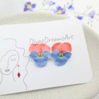 Blaue Stiefmütterchen Frühling Ohrringe, Polymer Ton Leichte Ohrringe, Geschenk für Mama, Blumen Geschenk für Frau Bild 1