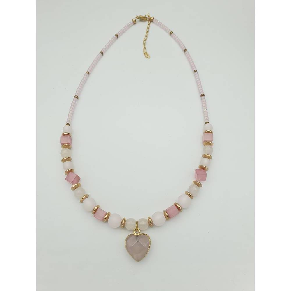 Perlen-Halskette in rosa-gold mit Herzanhänger und Natursteinperlen, 43 cm lang mit Verlängerungskette Bild 1
