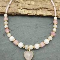 Perlen-Halskette in rosa-gold mit Herzanhänger und Natursteinperlen, 43 cm lang mit Verlängerungskette Bild 5