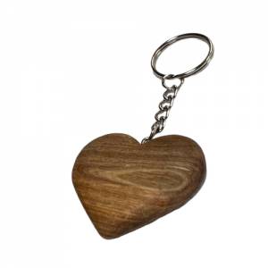 Herz Schlüsselanhänger aus Nussbaumholz mit Lasergravur personalisiert Bild 6