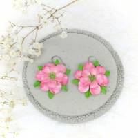 Glänzende Blumen Ohrringe, Shabby Chic Ohrringe, Polymer Clay Ohrringe, Pflanzenliebhaber Geschenk, Perlen Ohrringe Bild 1