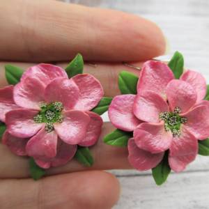 Glänzende Blumen Ohrringe, Shabby Chic Ohrringe, Polymer Clay Ohrringe, Pflanzenliebhaber Geschenk, Perlen Ohrringe Bild 10