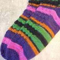 handgestrickte Socken, Größe 40/42, aus 4 - fach Sockenwolle, Minecraft Muster, bunt Bild 6