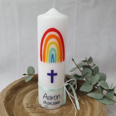 Taufkerze mit Regenbogen, Kreuz und Schleifenbänder, klassische Kerze -personalisiert-