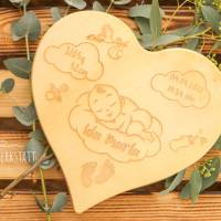 Geburtsbrett, Herz, Geburtsherz geölt aus Ahornholz in Herzform mit Lasergravur, Geburtsdaten, Geschenk zur Geburt Bild 2