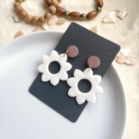 weiße Blumen Ohrringe, große Ohrringe, Statementohrringe aus Polymer Clay Bild 5