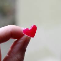 kleine Herzchen • Ohrstecker Polymer Clay | Ohrschmuck | Geschenke für Frauen | Valentinstag Bild 4