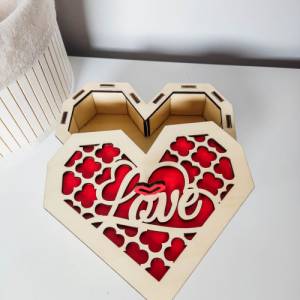 Geschenkbox Love aus Holz | Holzbox Geschenkverpackung mit Herz | Verpackung für Geschenke Bild 4