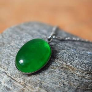 Kette Jade grün, Oval, Silber, Edelstein grün Kette, Halskette grüner Stein, Jade Anhänger, Grün, Silberkette mit grünem Bild 2
