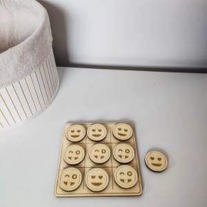 Tic Tac Toe Spiel "Emoji" aus Holz | Brettspiel mit süßen Figuren | Holzspiele für Familie | Geschenke für Kinde Bild 1