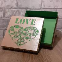 Plotterdatei Geschenkbox mit Herzmotivaufleger Bild 3