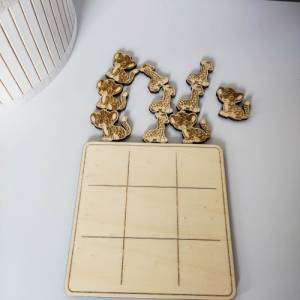 Tic Tac Toe Spiel "Giraffe & Leopard" aus Holz | Brettspiel mit süßen Tier Figuren | Holzspiele für Familie | Ge Bild 5