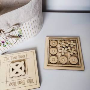 Reise Tic Tac Toe Spiel mit Deckel aus Holz | Brettspiel zum Mitnehmen | Holzspiele für Familie | Geschenke für Kinder u Bild 1