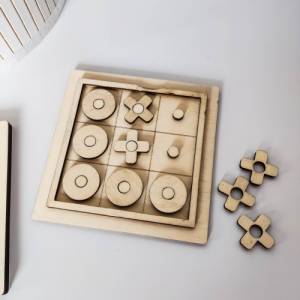 Reise Tic Tac Toe Spiel mit Deckel aus Holz | Brettspiel zum Mitnehmen | Holzspiele für Familie | Geschenke für Kinder u Bild 5