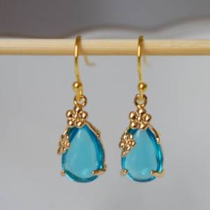 Tropfen Ohrhänger Gold, Viktorianische Ohrringe, Blau Gold, Kristall Glas Ohrringe, Brautschmuck, Unikat hängende Ohrrin Bild 1