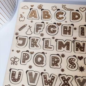 Kinder Steckpuzzle "ABC" aus Holz | Puzzle für Kleinkinder mit Alphabet Motiven | Montessori Holzspiele für Kind Bild 6