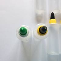 Leerflasche, Dosierflasche mit Drehverschluß für 80 ml, für Klebstoff, Window Color, Acrylfarben Bild 3