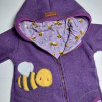 Walkoverall in Gr. 92/98 Wollwalk Anzug Overall in violett, komplett gefüttert, mit Hummelstickerei Bild 3