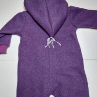 Walkoverall in Gr. 92/98 Wollwalk Anzug Overall in violett, komplett gefüttert, mit Hummelstickerei Bild 4