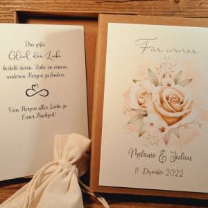 Geldgeschenk zur Hochzeit personalisiert, Hochzeitsgeschenk vintage Design, Geschenk Rose, Geschenkverpackung Brautpaar, Bild 1