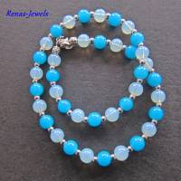 Glaskette kurz Opalglas Perlen weiß & synthetische Jade Perlen blau Glasperlen Kette Perlenkette Collier Bild 1