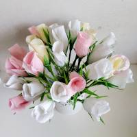 Blumen aus Floristenkrepp in weiß, rosa oder natur Bild 3