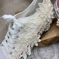 Gr. 40 Brautschuhe/Sneaker mit Spitze und Perlen Bild 2