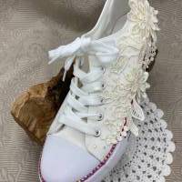 Gr. 40 Brautschuhe/Sneaker mit Spitze und Perlen Bild 4