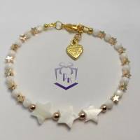 Schönes Perlmutt Perlenarmband mit Hämatit Sterne, Herzversschluss und Herz Charm, goldfarben Bild 3